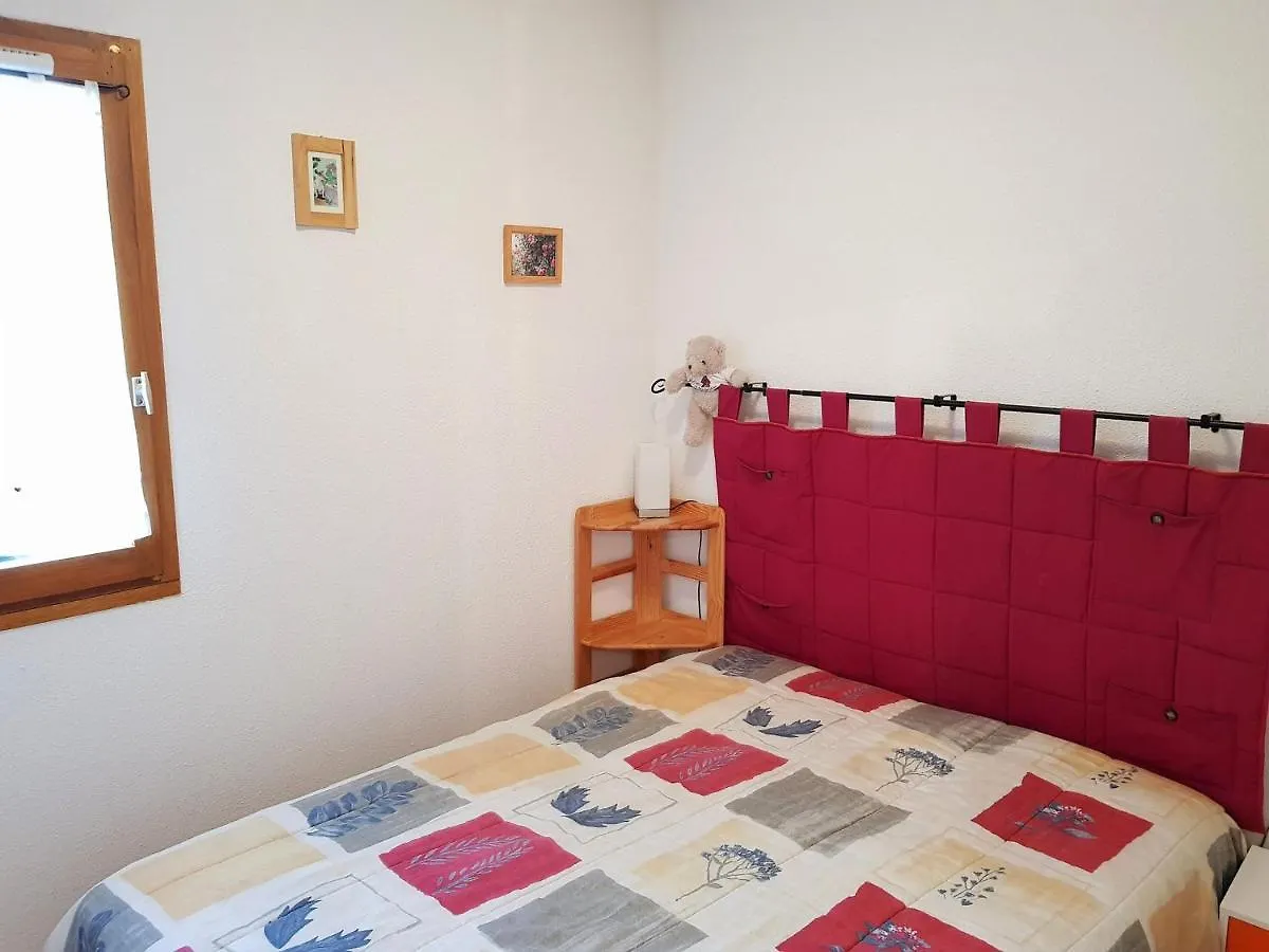 Appartement Renove 3 Pieces Avec Garage - La Joue Du Loup - Fr-1-504-158 Le Devoluy 0*,  France